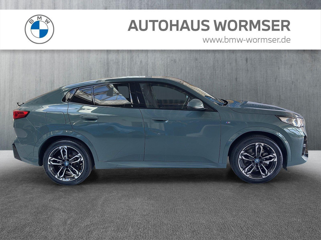 BMW iX2
