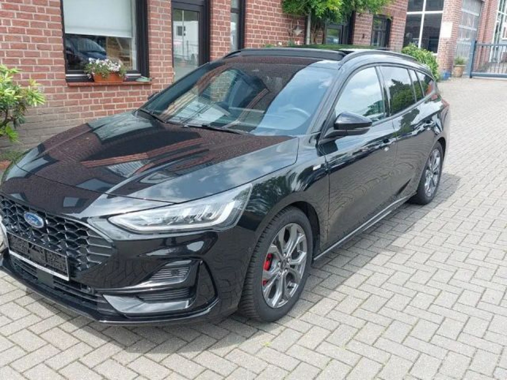 Ford Focus Wagon ST Line