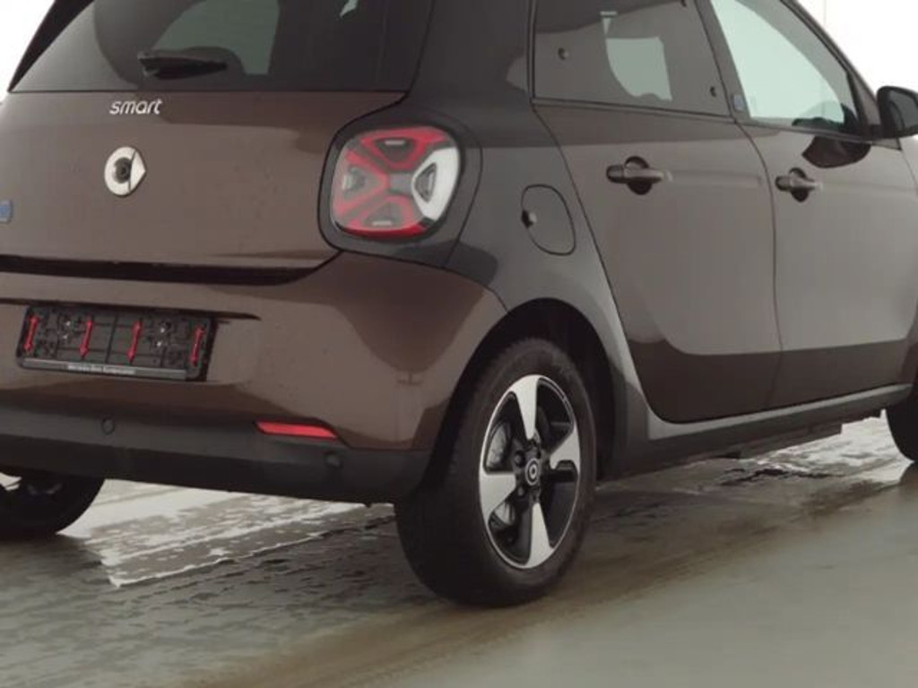 Smart EQ forfour