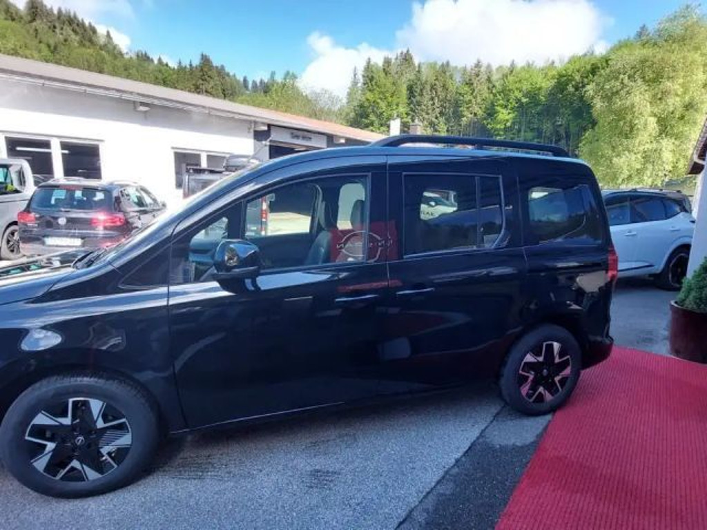 Nissan Townstar