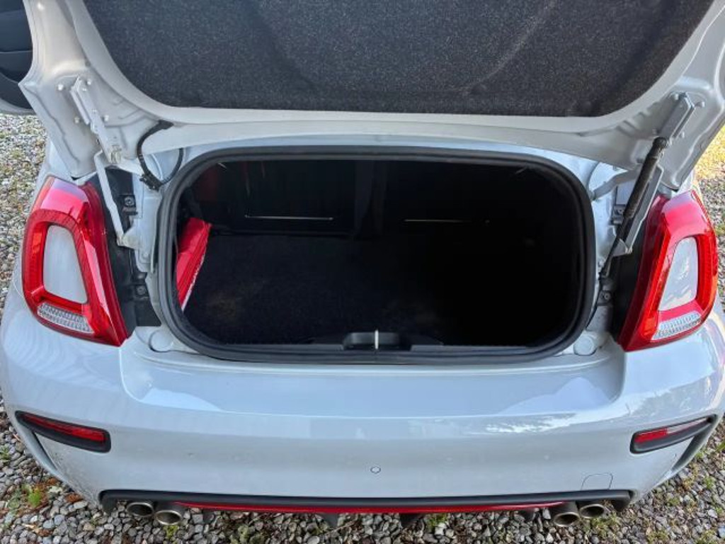 Abarth 695