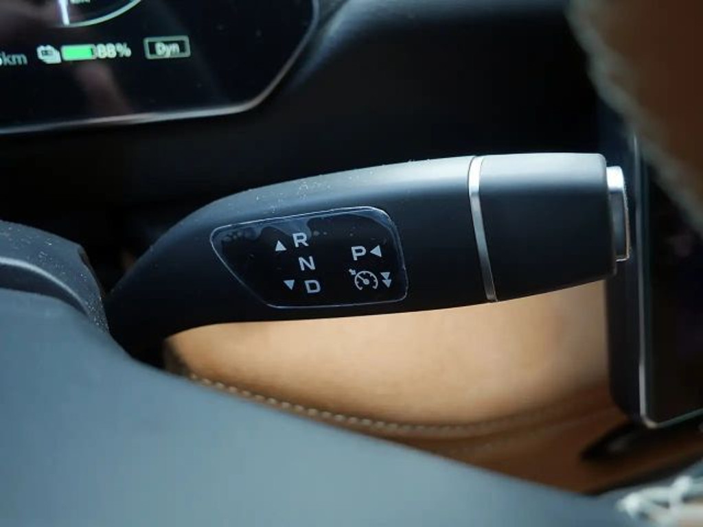 Mazda 6e