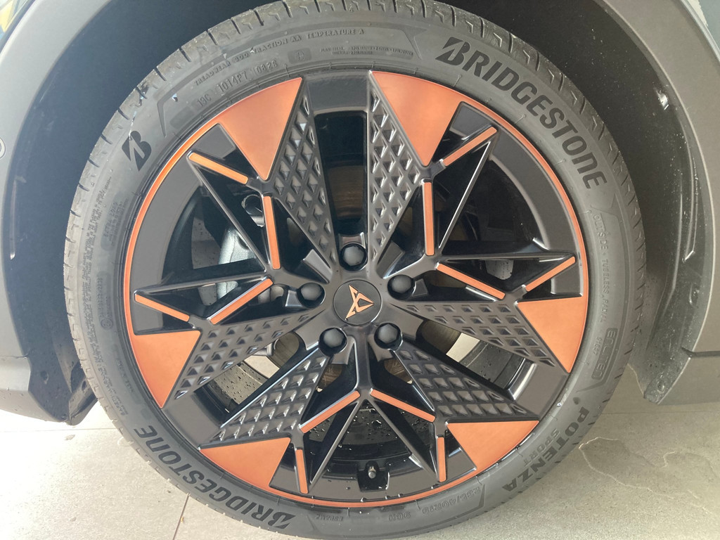 Cupra Raval