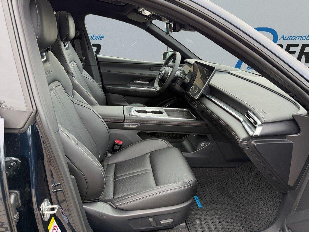 Mazda 6e