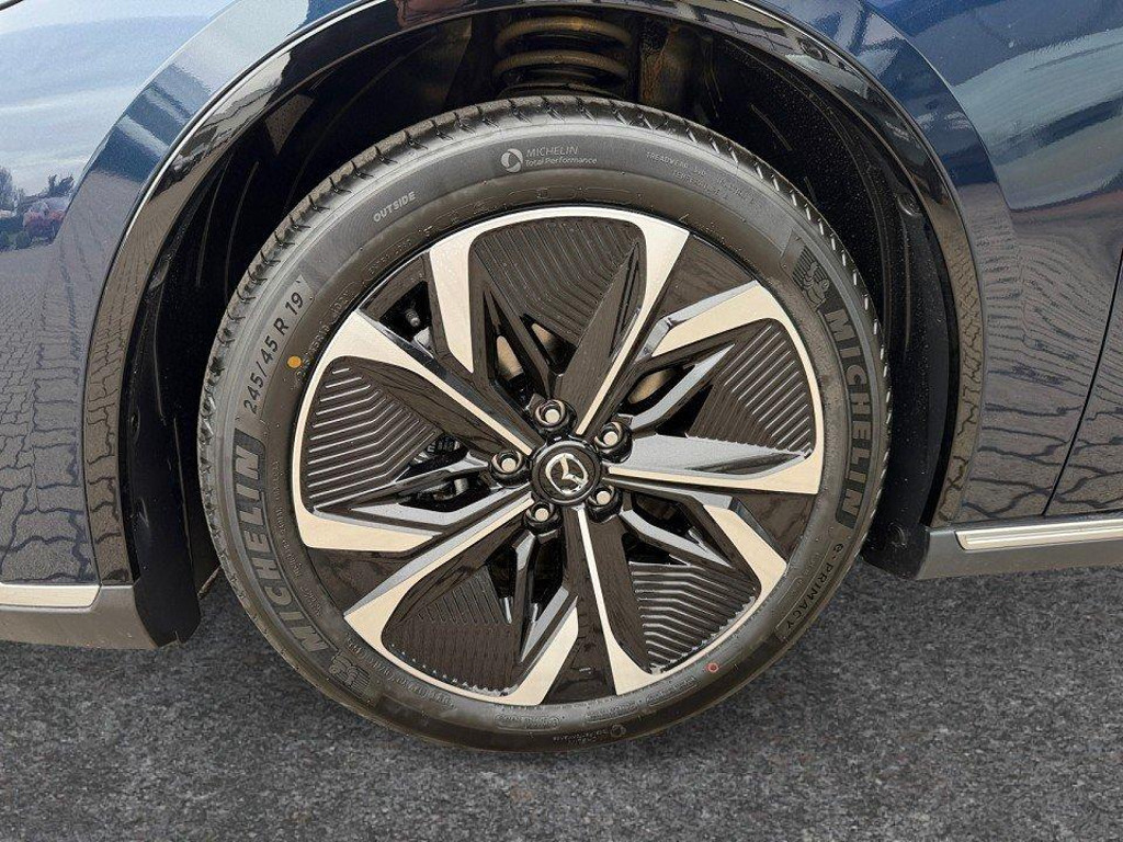 Mazda 6e