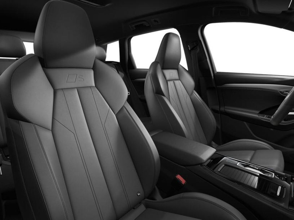 Audi SQ6 e-tron