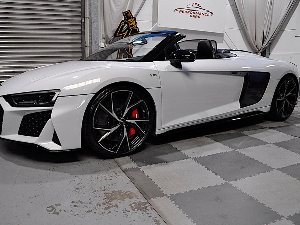 Audi R8