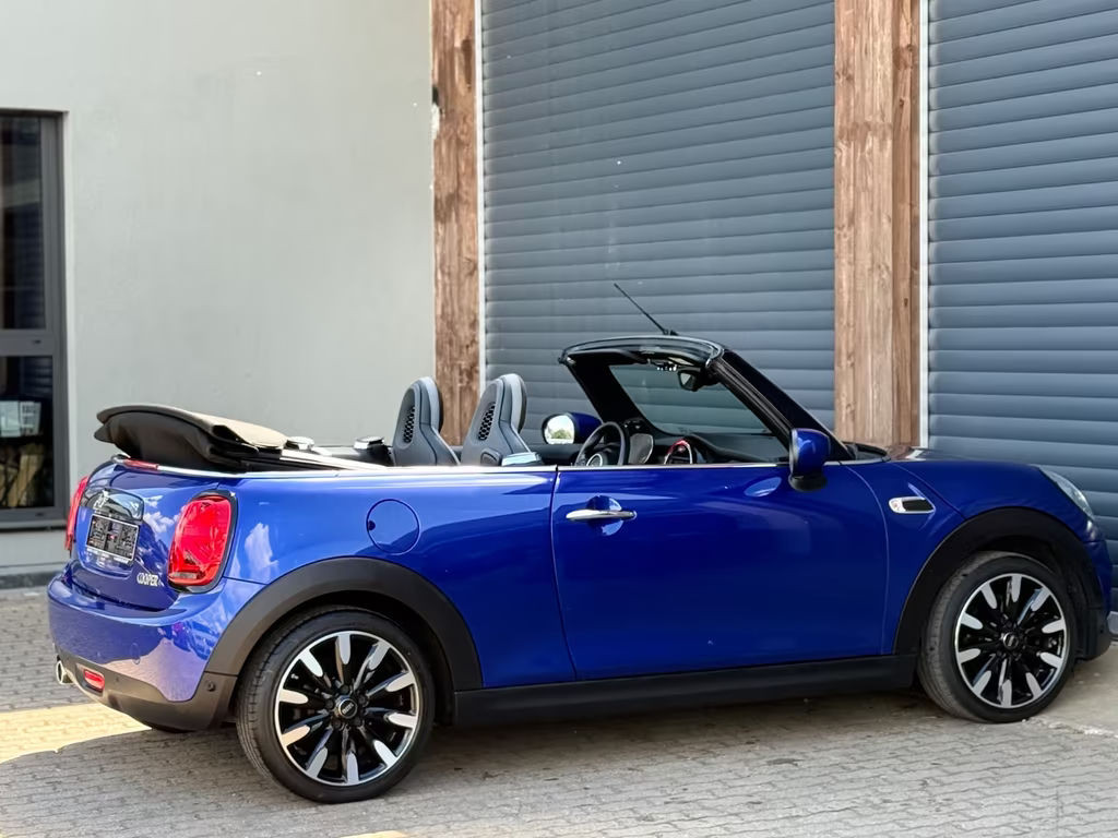 Mini Cooper Cabrio