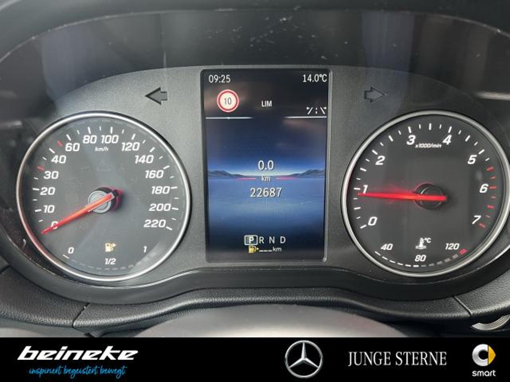 Mercedes-Benz T 180