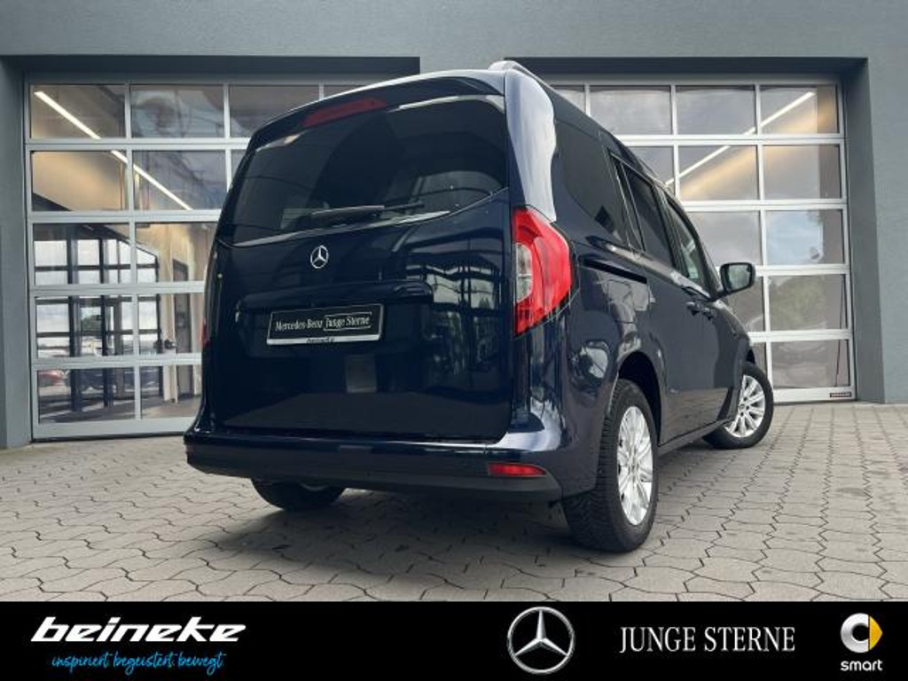 Mercedes-Benz T 180