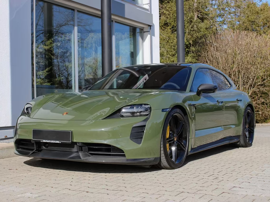 Porsche Taycan S Sport Turismo Turbo