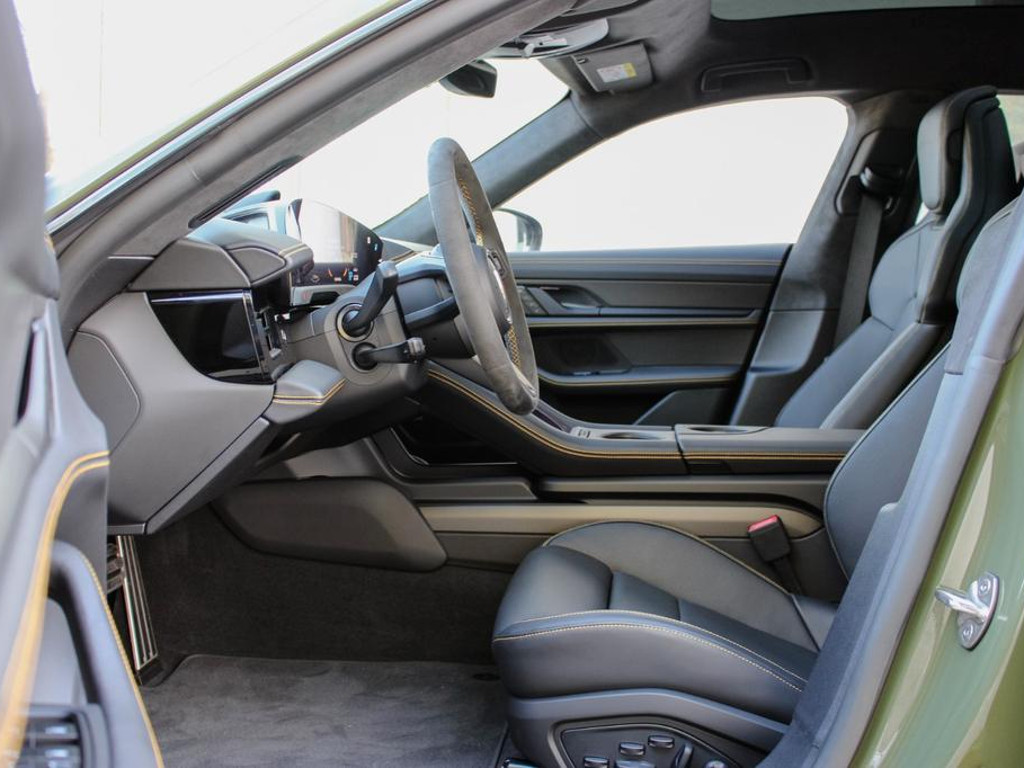 Porsche Taycan