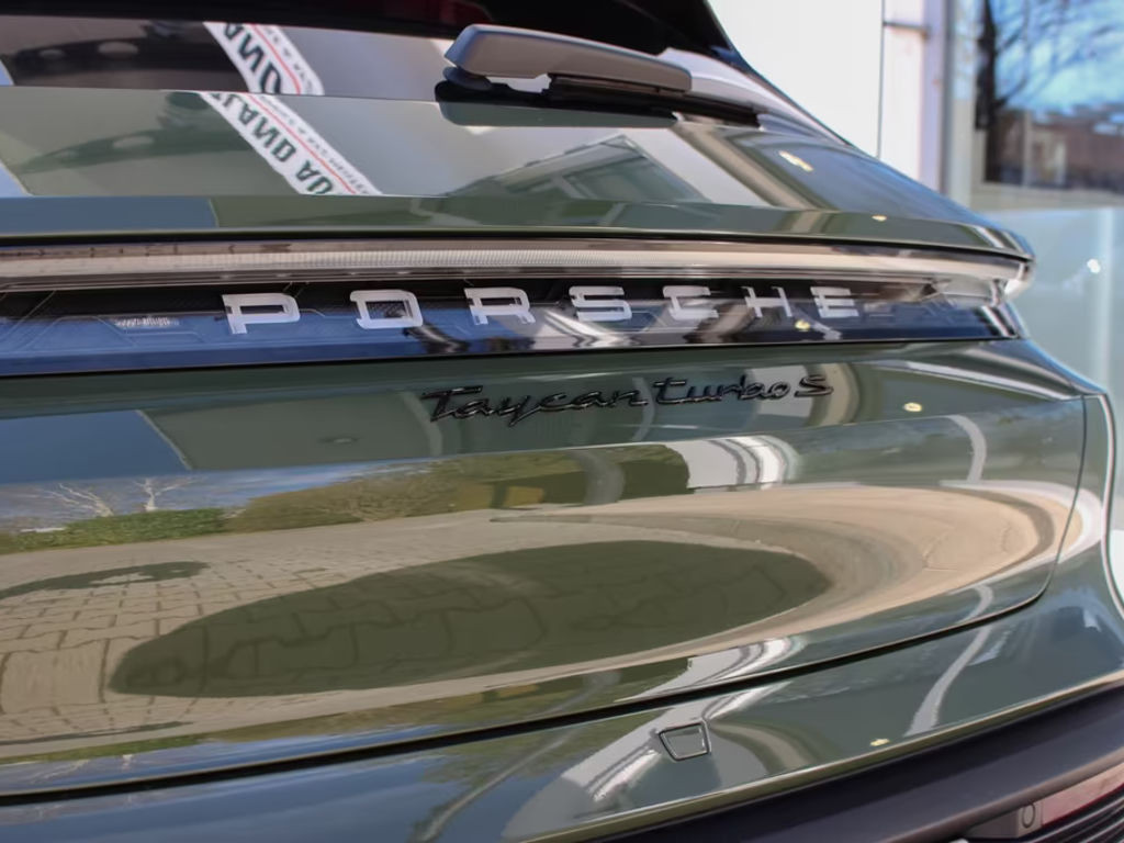 Porsche Taycan