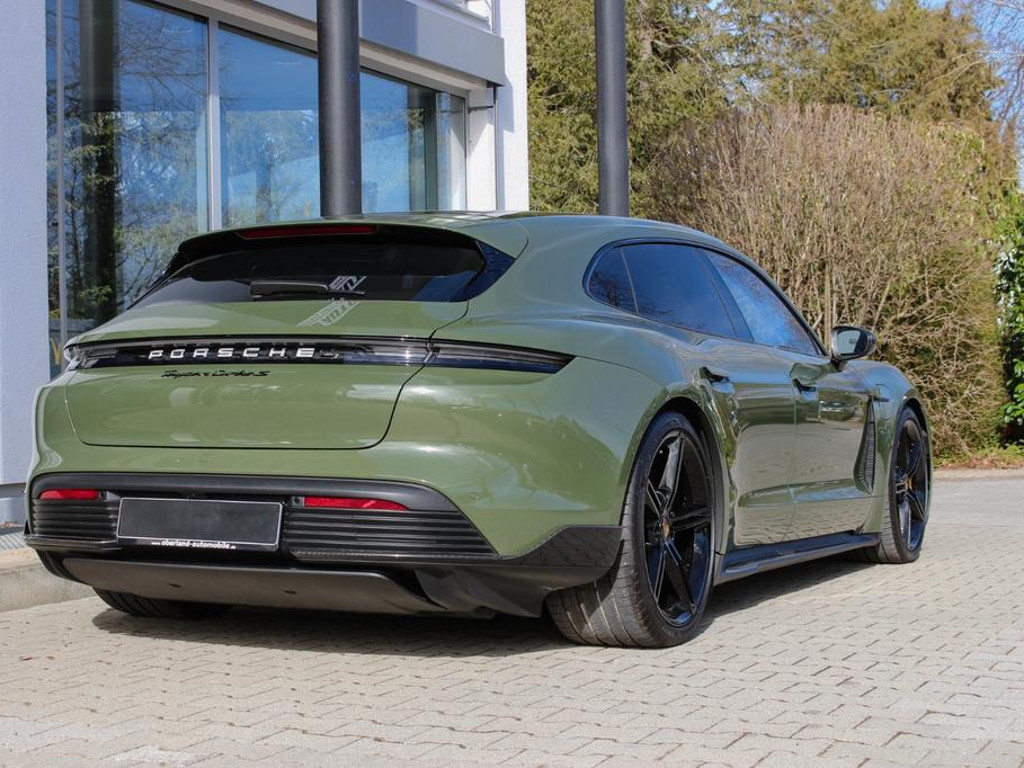 Porsche Taycan
