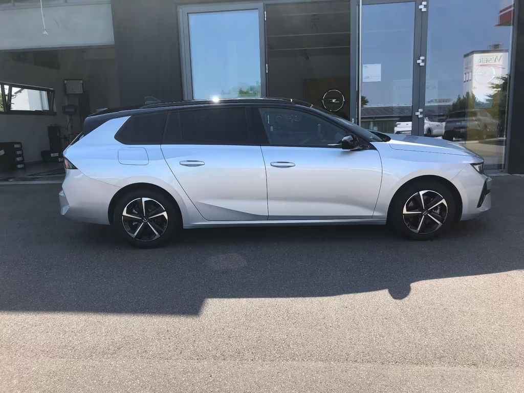 Opel Astra Sports Tourer Grand Sport GS-Line