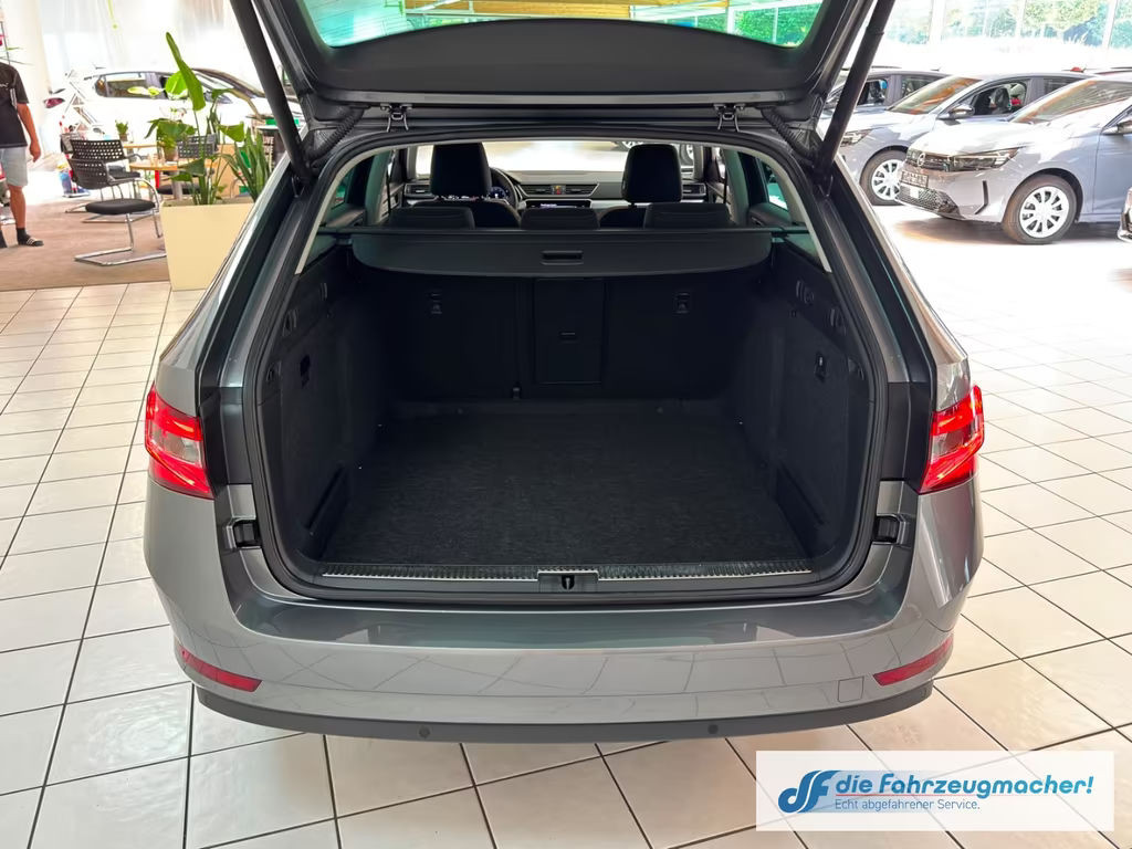 Skoda Superb Ambition Combi
