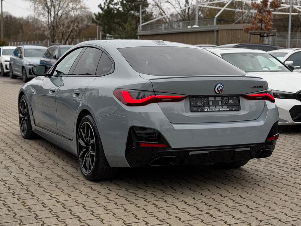 BMW M440