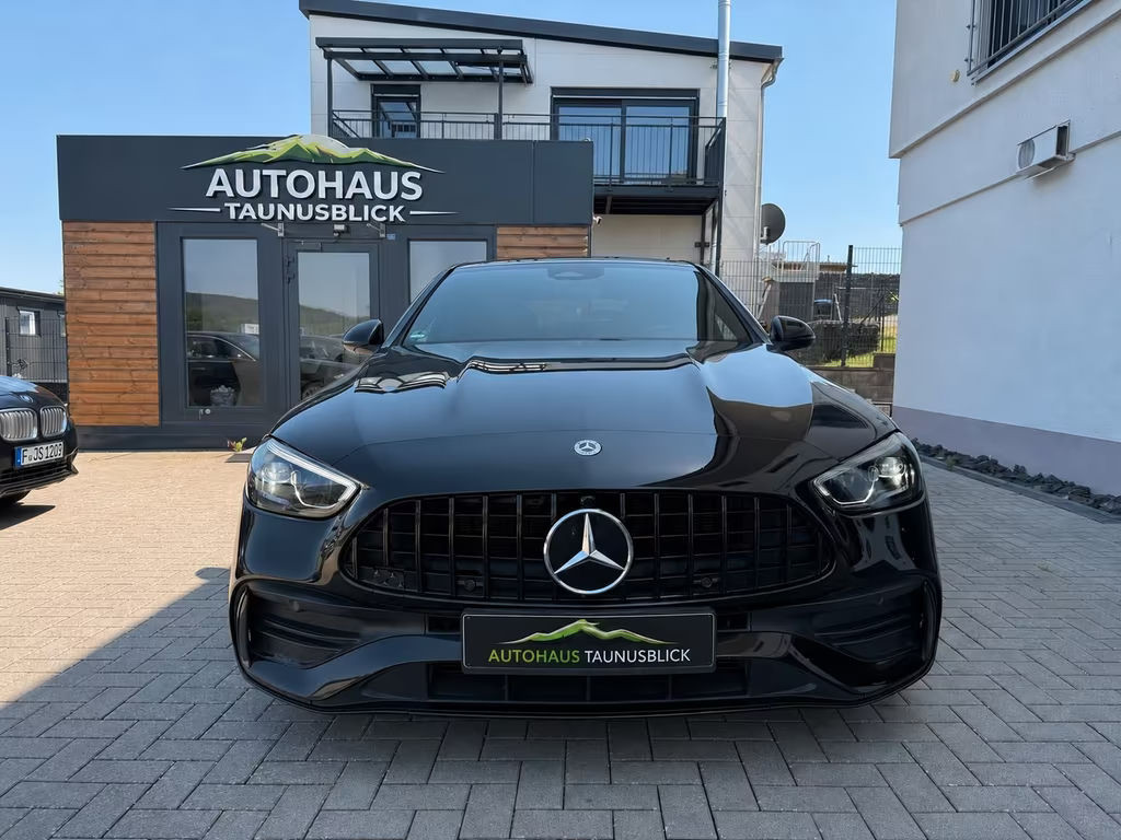 Mercedes-Benz C-Klasse C 220 AMG Line C 220 d Sedan