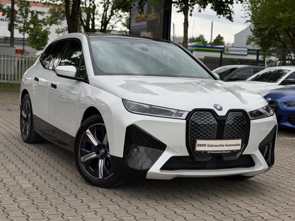BMW iX xDrive40