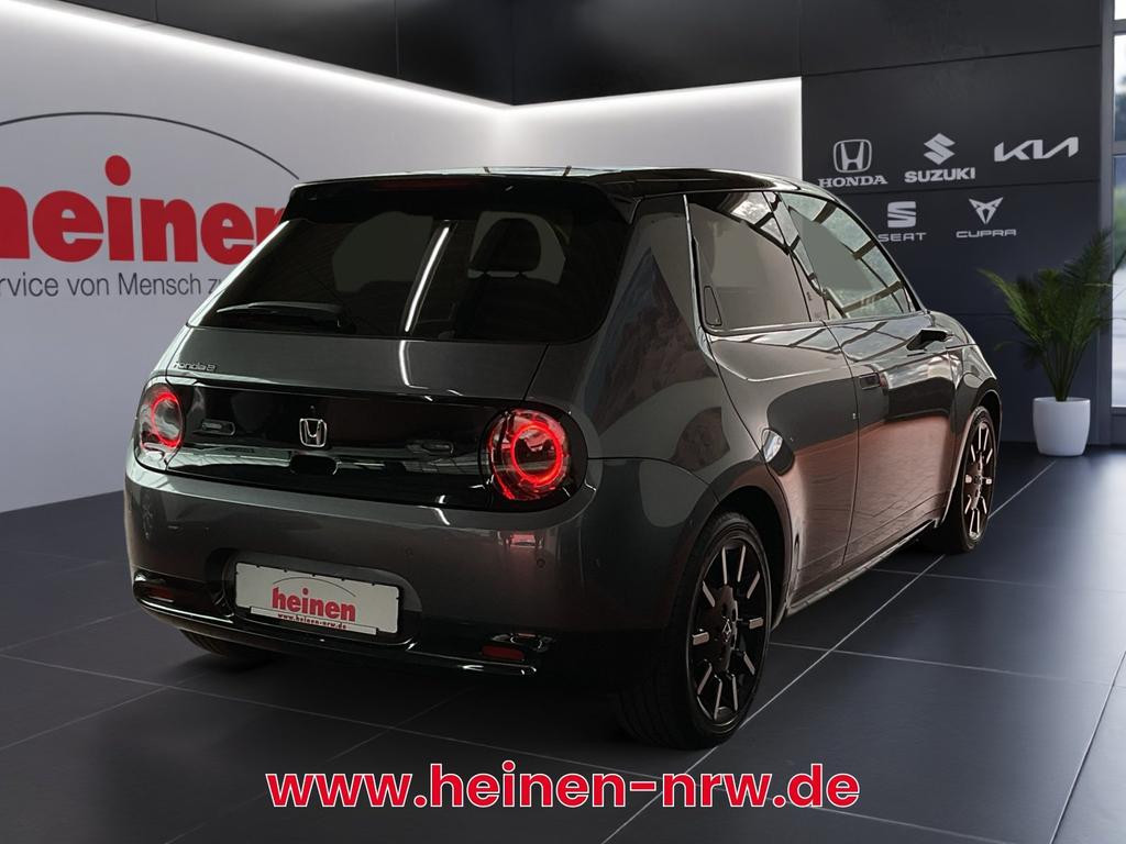 Honda e