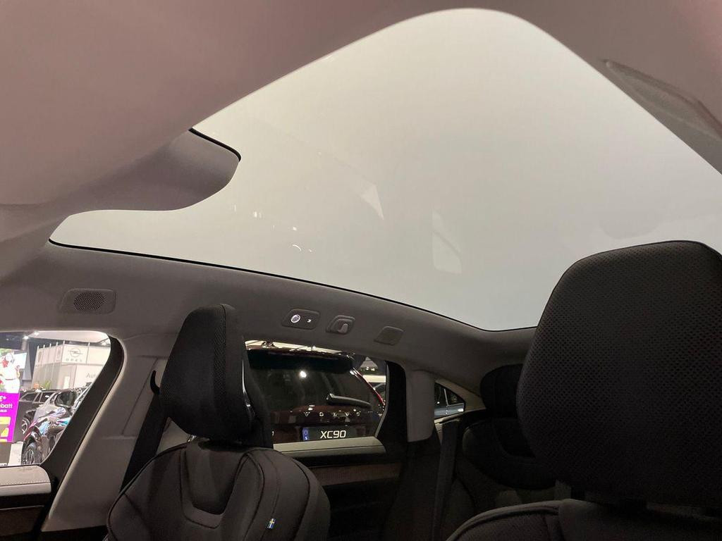 Volvo ES90