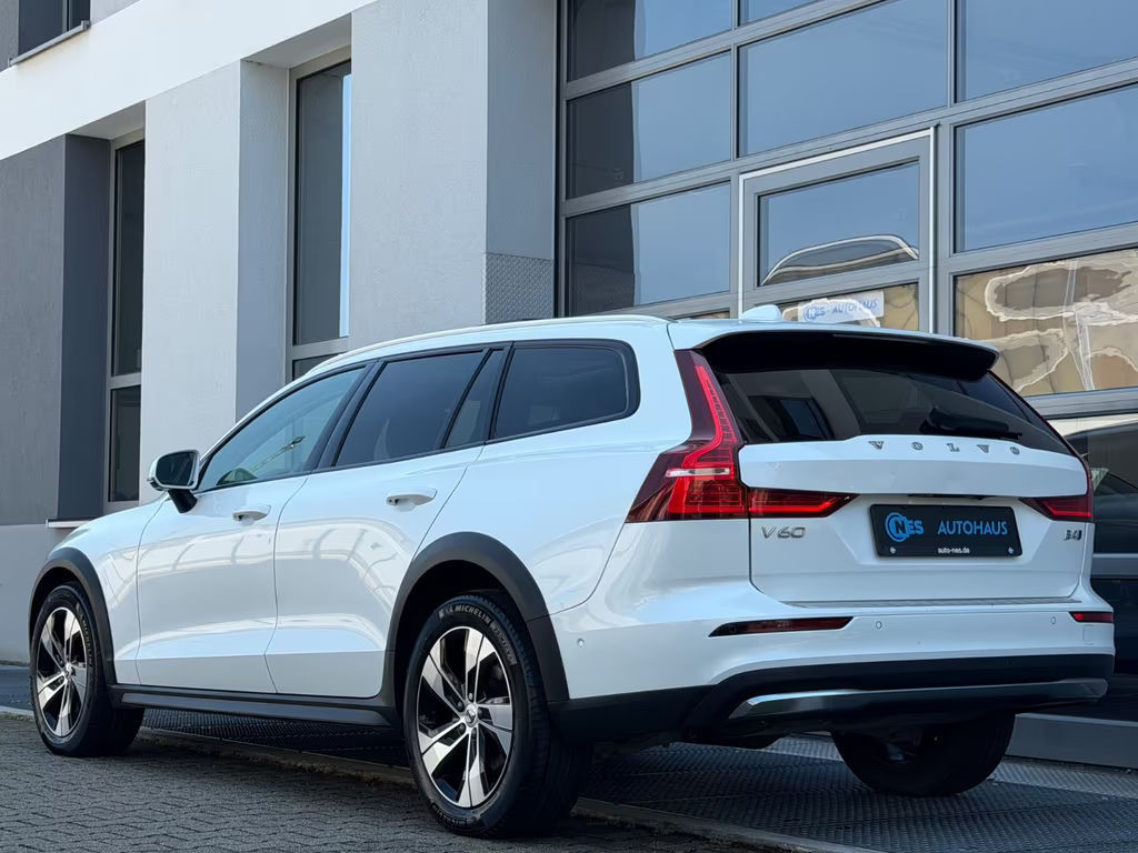 Volvo V60 Cross Country