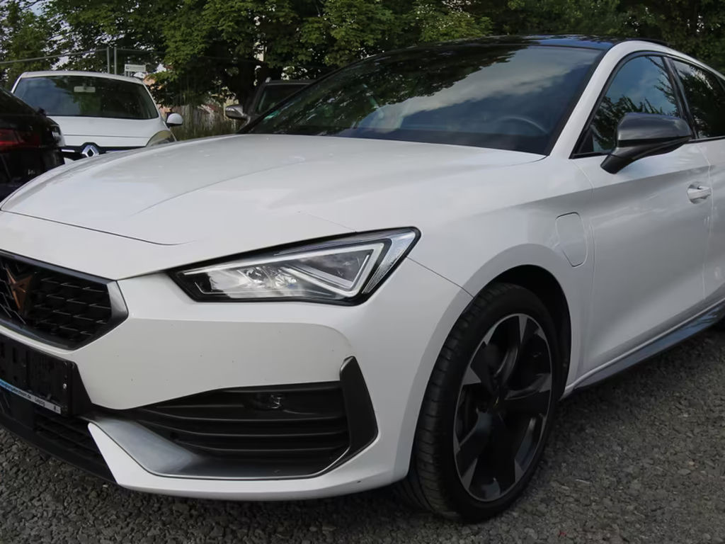 Cupra Leon DSG e-Hybrid