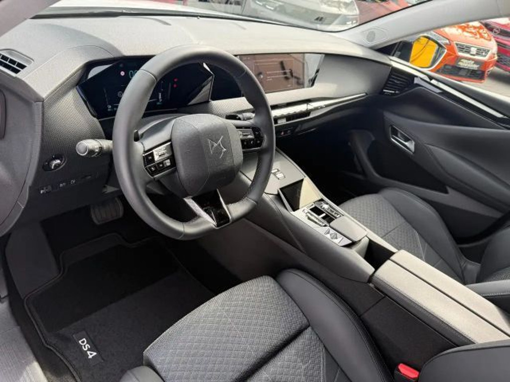 DS DS 4