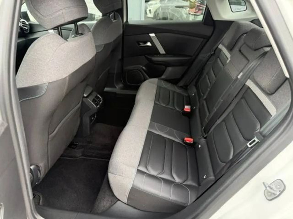 Citroën C4 X