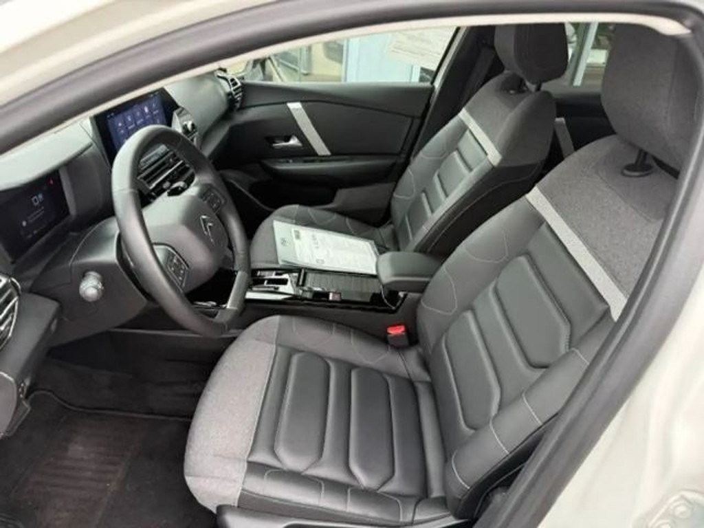 Citroën C4 X