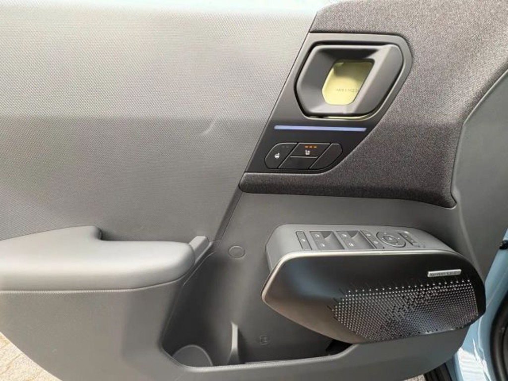 Kia EV2