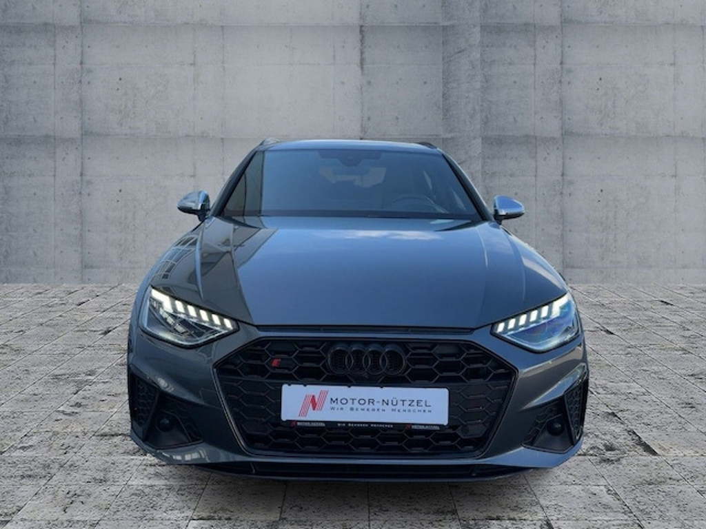 Audi S4