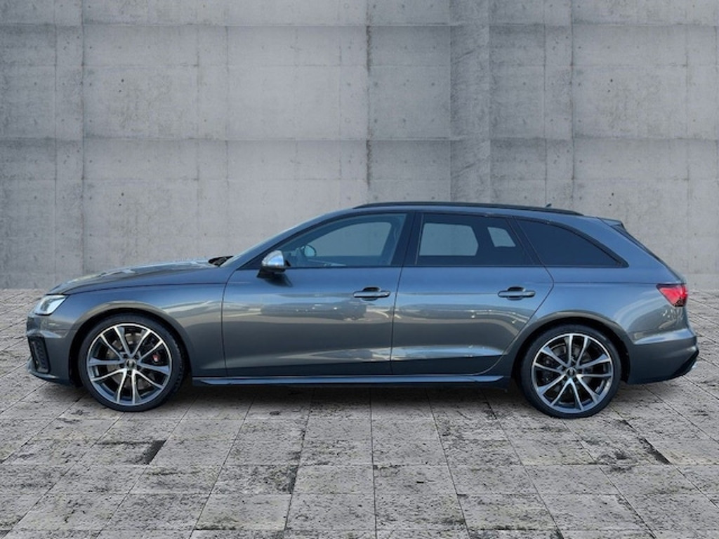 Audi S4