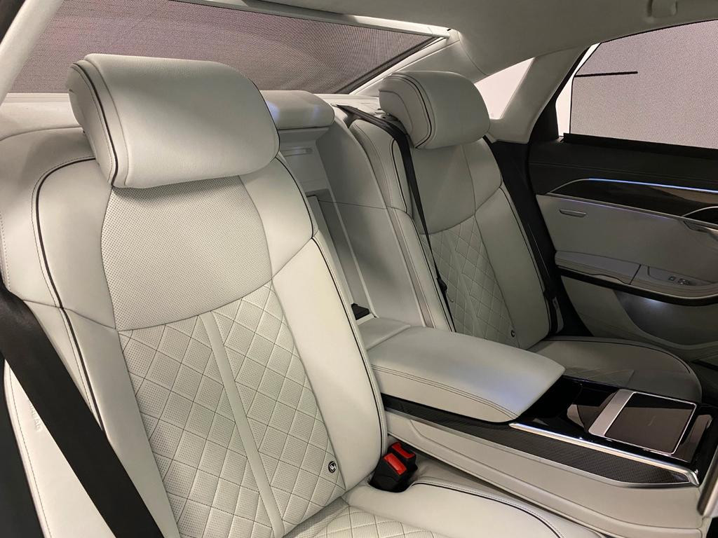 Audi S8