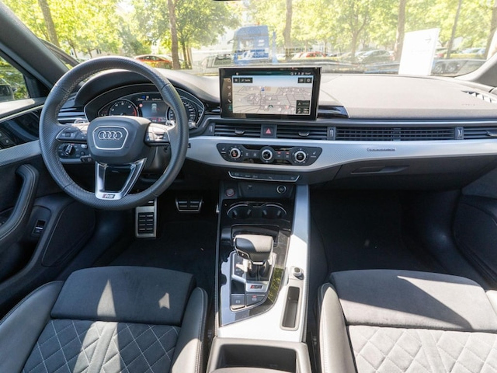 Audi RS4