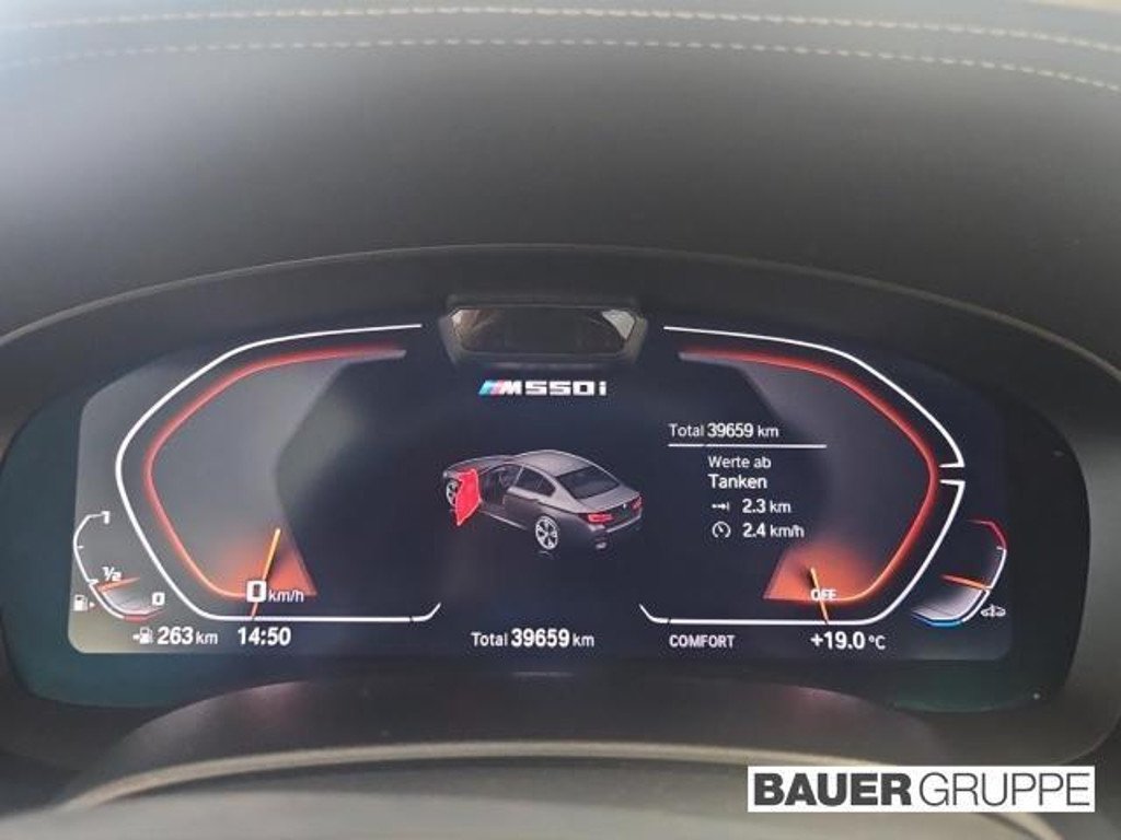 BMW M550