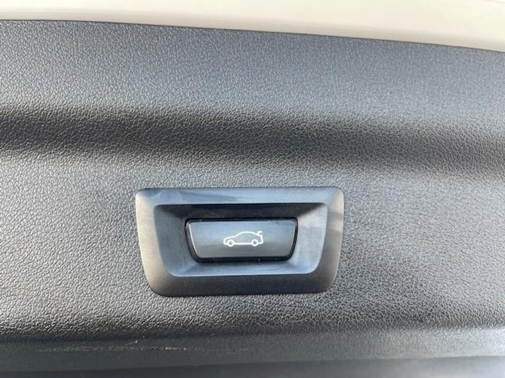 BMW iX1 xDrive30