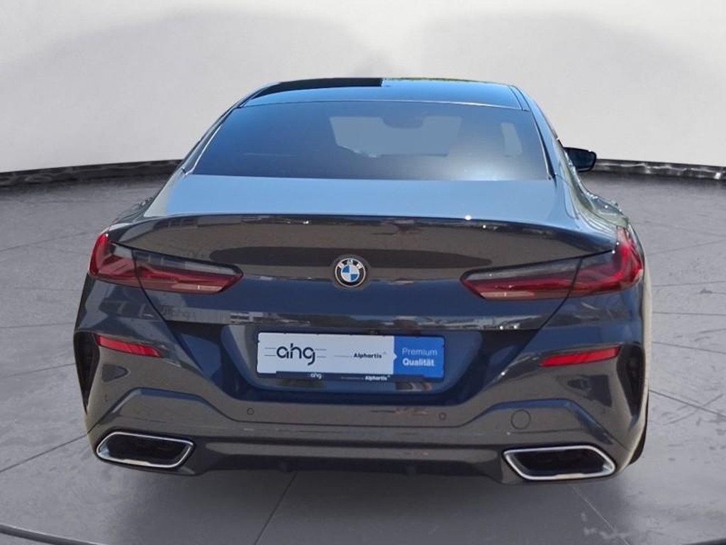 BMW M850
