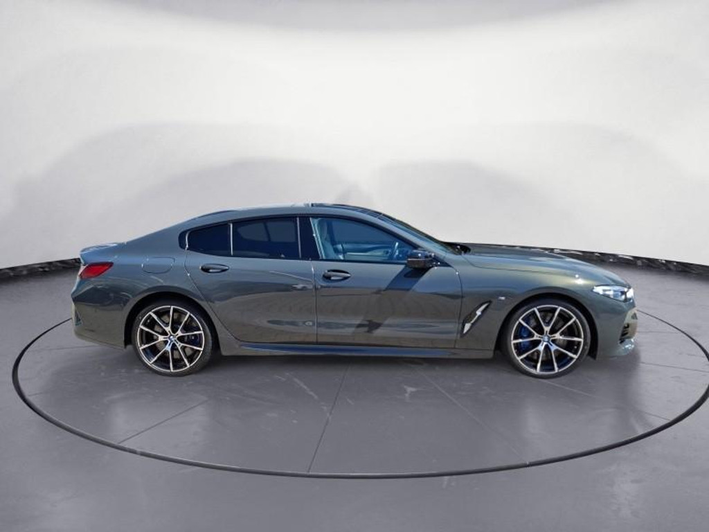 BMW M850