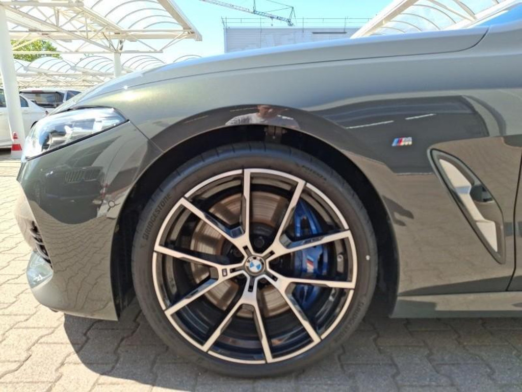 BMW M850