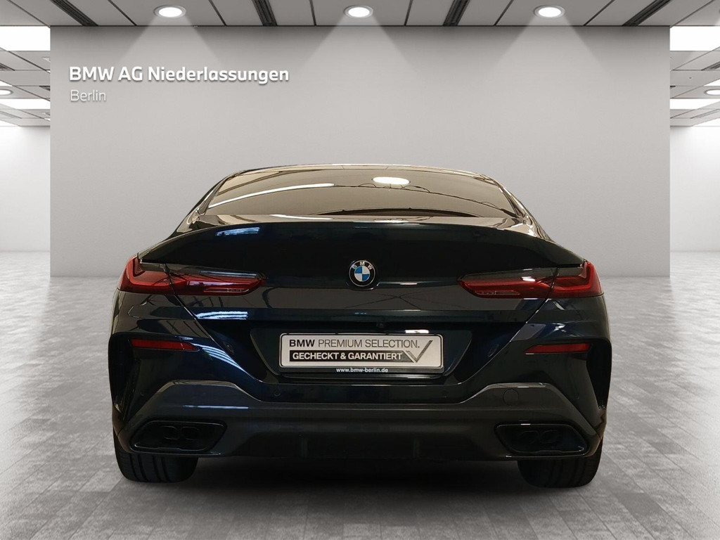 BMW M850