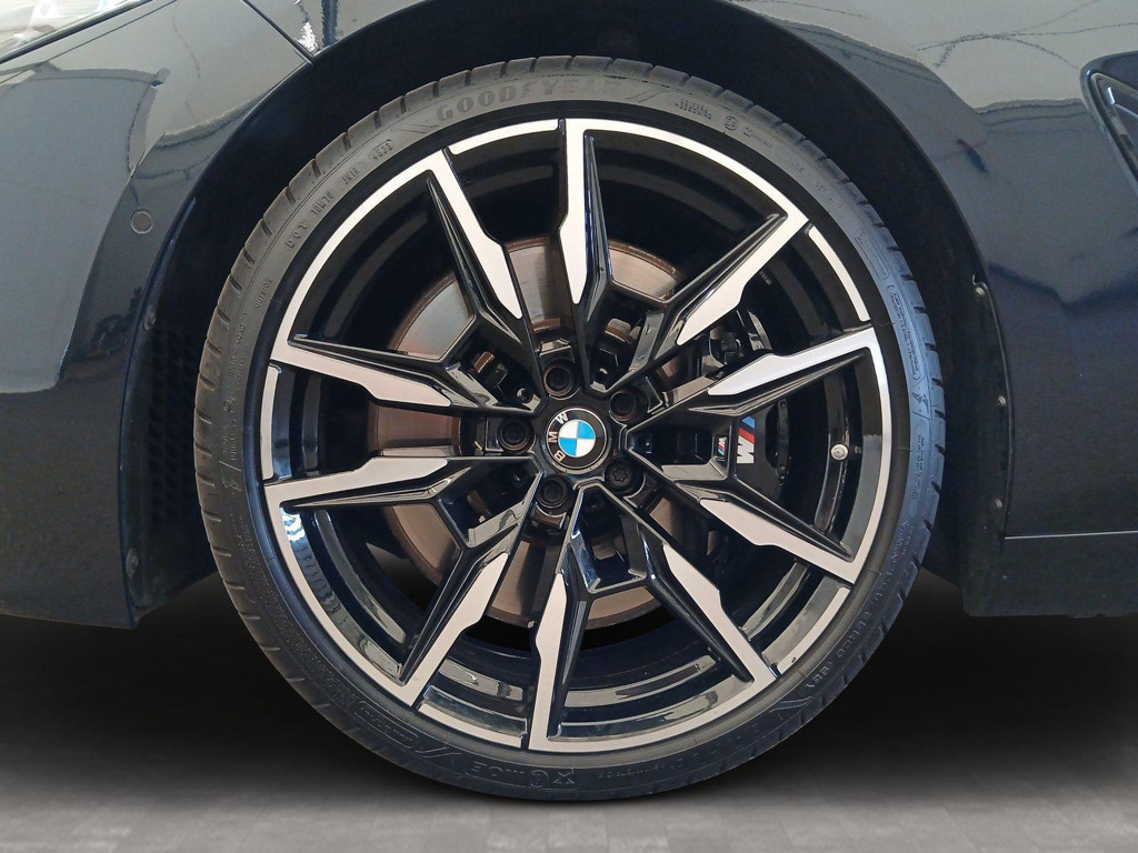 BMW M850
