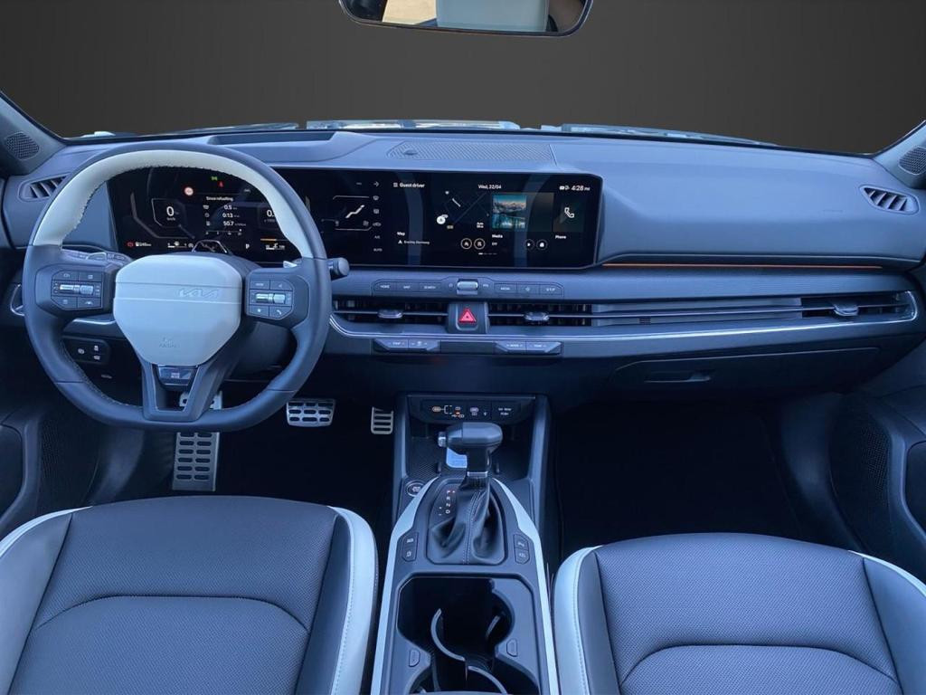 Kia K4