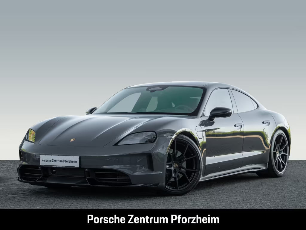 Porsche Taycan Black Edition 4