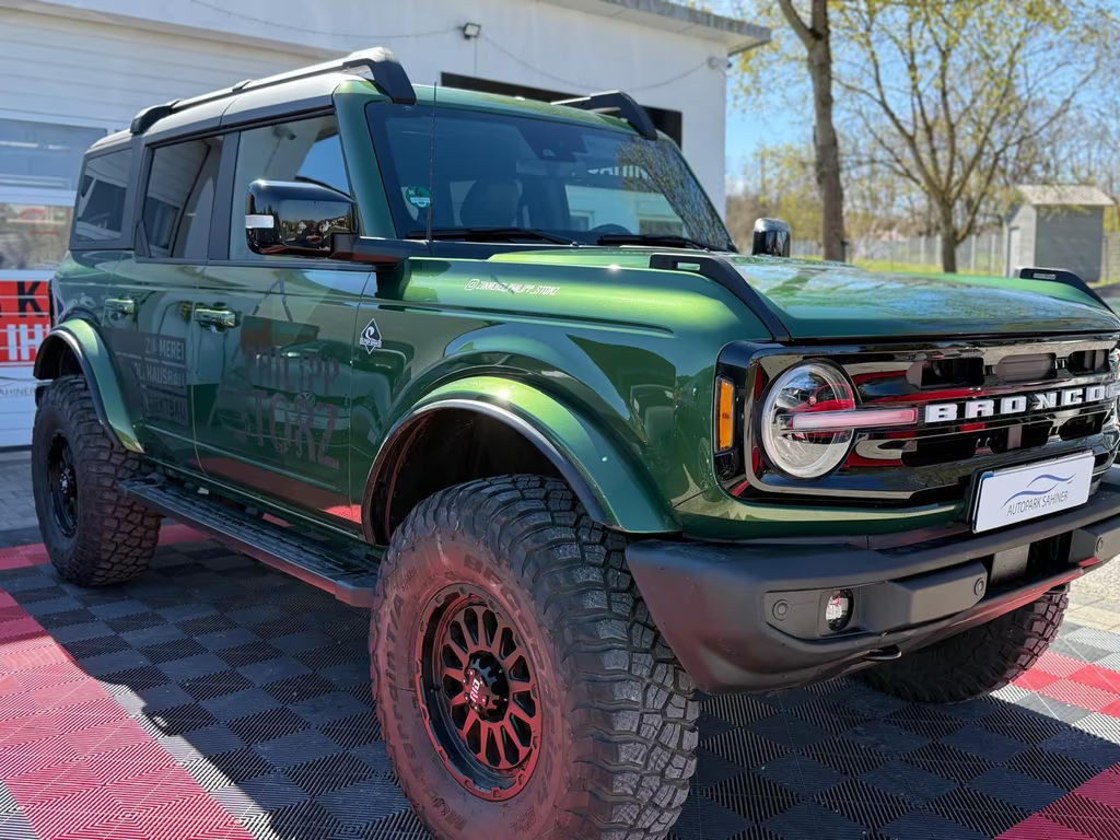 Ford Bronco