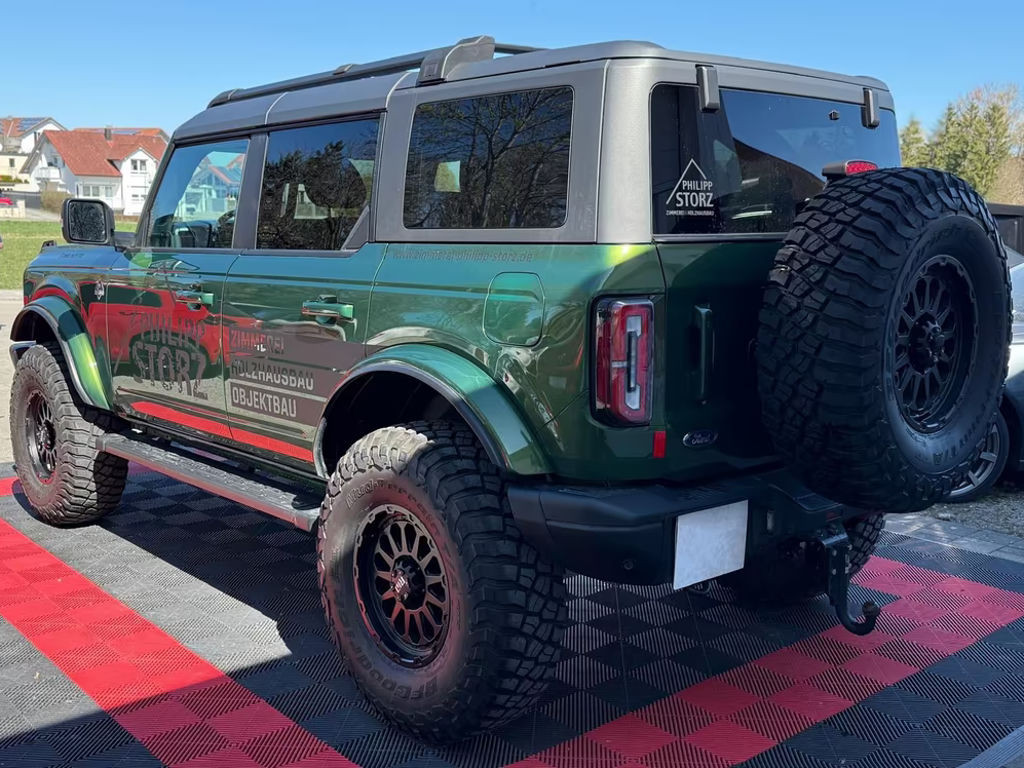 Ford Bronco