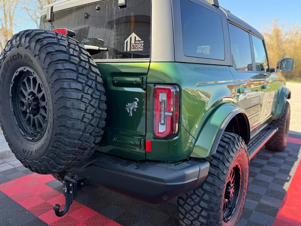 Ford Bronco