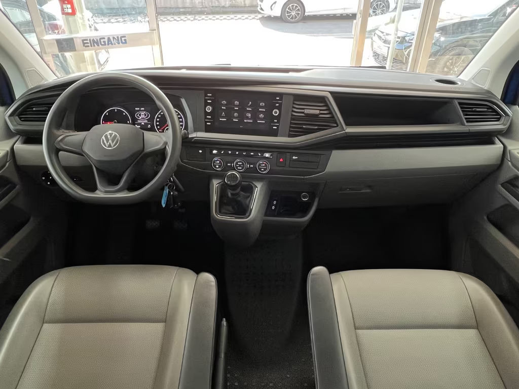 Volkswagen Caravelle