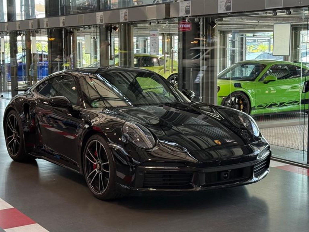 Porsche 911 Turbo 992