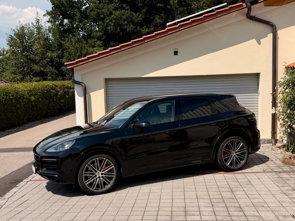 Porsche Cayenne GTS